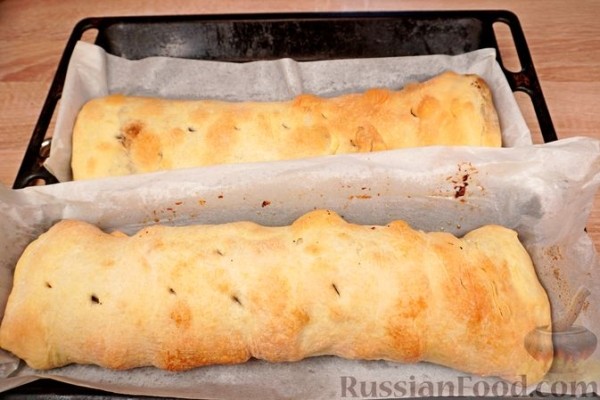 Ретеш (штрудель по-венгерски) с яблоками и маком