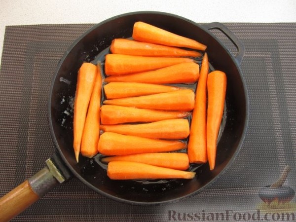 Молодая морковь, запечённая в апельсиновом соусе