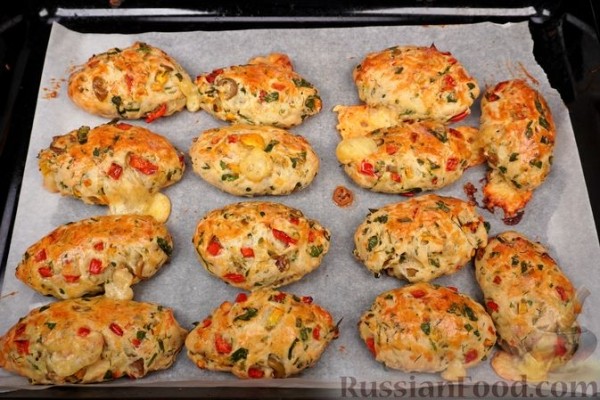 Овощные бездрожжевые пирожки "Калейдоскоп" с сыром (в духовке) Овощные бездрожжевые пирожки "Калейдоскоп" с сыром (в духовке)