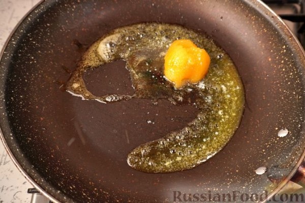 Ретеш (штрудель по-венгерски) с яблоками и маком