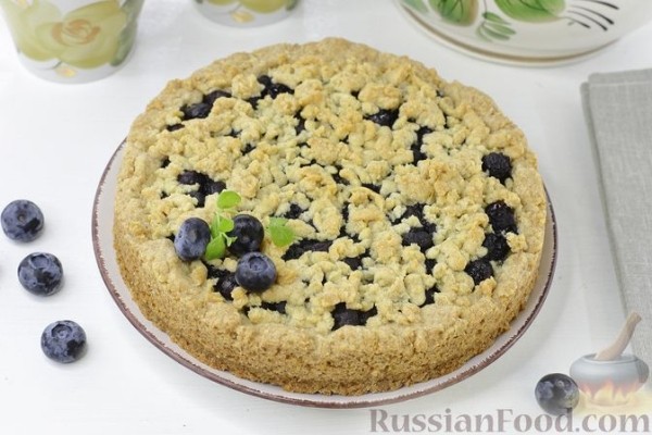 Песочный пирог с голубикой