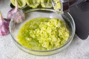 Икра кабачковая через мясорубку