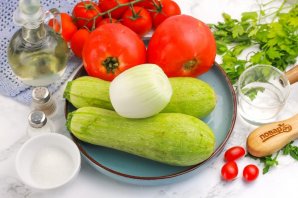 Икра кабачковая на сковороде Икра кабачковая на сковороде