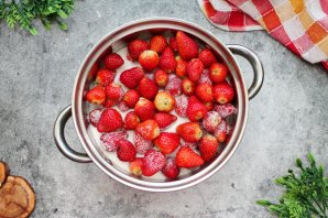Клубника протертая с сахаром