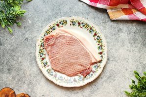 Отбивные с картошкой в духовке Отбивные с картошкой в духовке