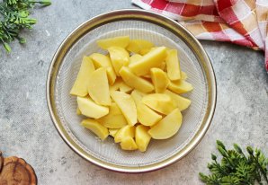 Отбивные с картошкой в духовке Отбивные с картошкой в духовке