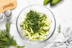 Салат из капусты с укропом