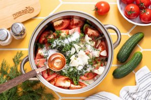 Салат на зиму из помидоров и огурцов Салат на зиму из помидоров и огурцов