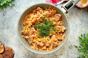 Тушеная капуста с мясом