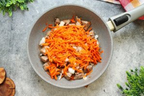 Тушеная капуста с мясом
