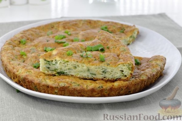 Сырный пирог с зеленым луком