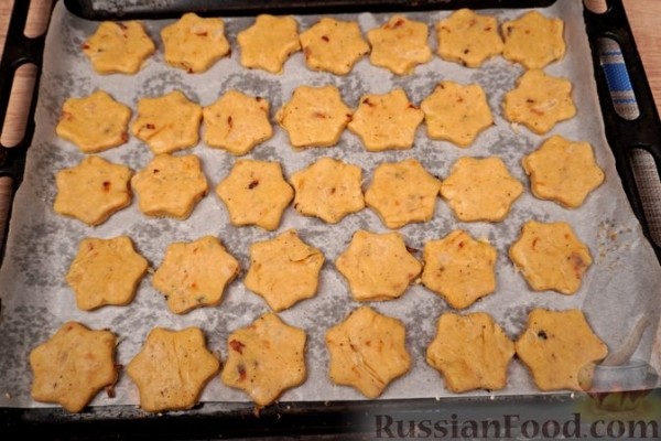 Луковые крекеры на пиве
