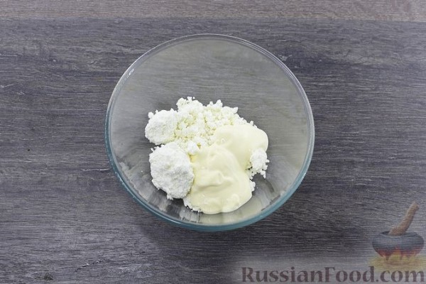 Рулет из лаваша с баклажанами, творогом, яйцами и сыром