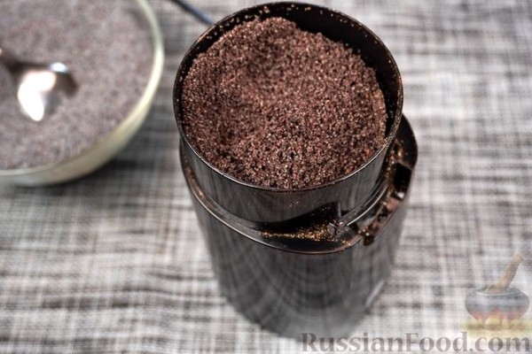 Ретеш (штрудель по-венгерски) с яблоками и маком Ретеш (штрудель по-венгерски) с яблоками и маком