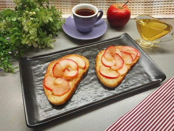 Гренки с яблоками
