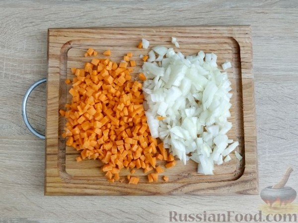 Кабачки, фаршированные булгуром, шампиньонами и морковью (в духовке)