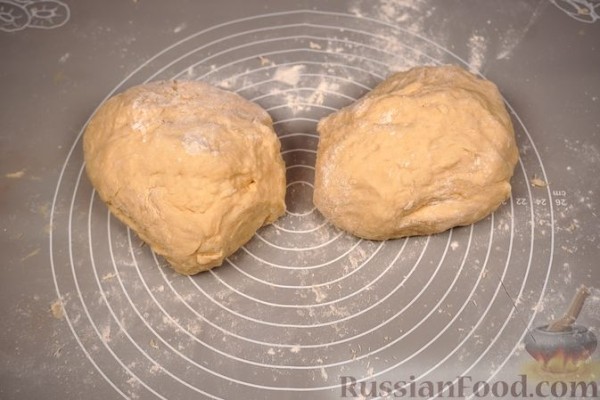 Ретеш (штрудель по-венгерски) с яблоками и маком