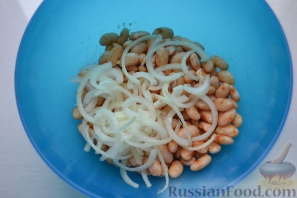 Салат из фасоли и болгарского перца