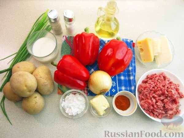 Запечённый перец, фаршированный картофельным пюре и мясом