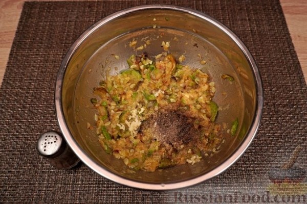 Мезе из кабачков и феты
