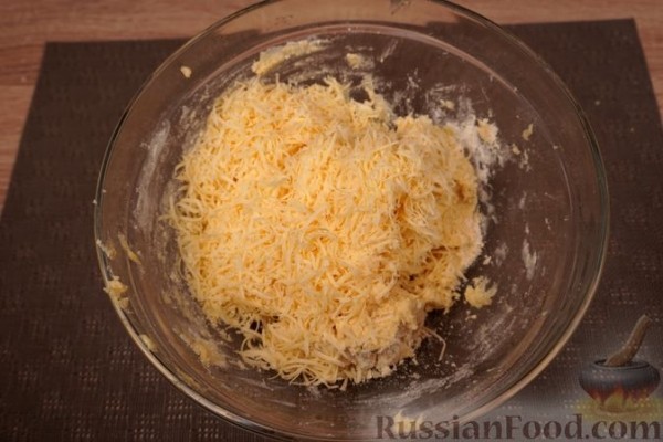 Сырное печенье на пиве