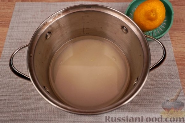 Сарагли с заварным кремом и персиками