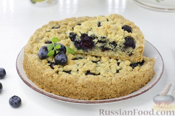 Песочный пирог с голубикой