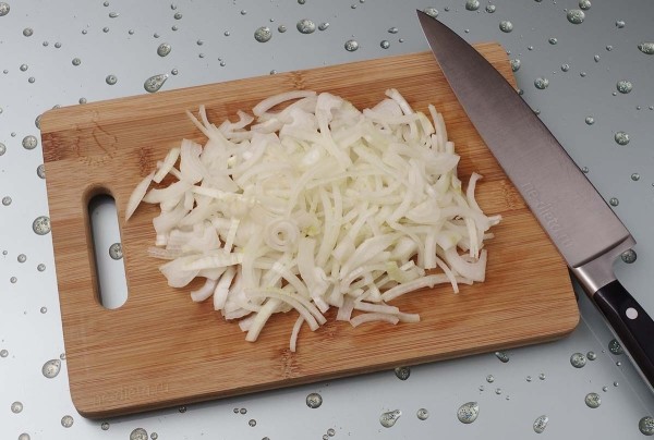Капустный пирог с рыбой