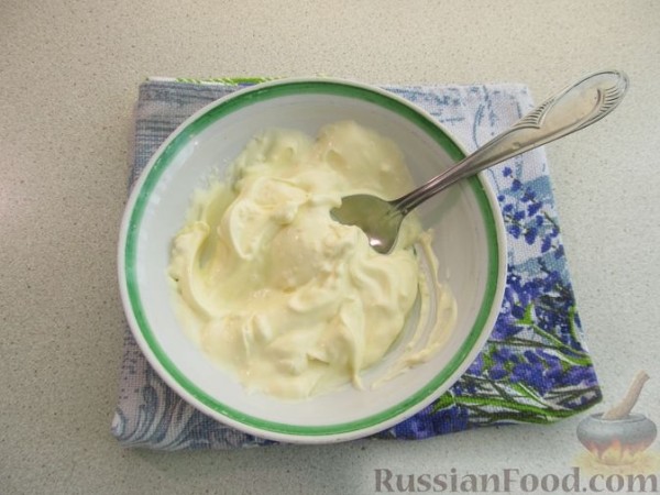 Рулетики из лаваша, с баклажанами и сыром