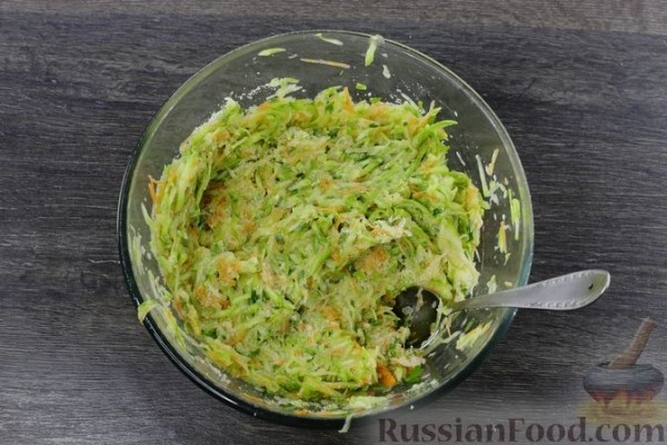 Котлеты с кабачками и картошкой