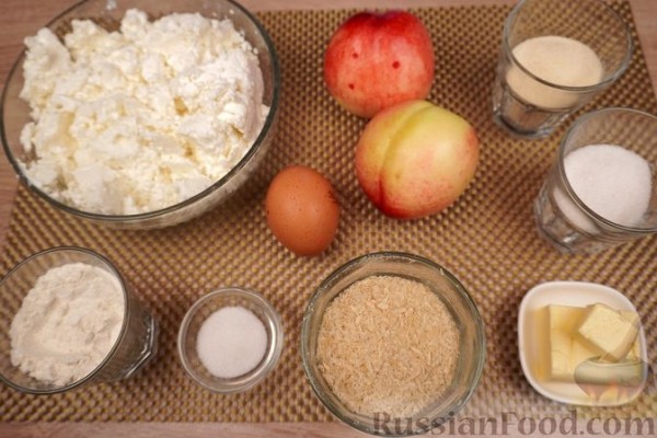 Творожные клёцки (турогомбоц) с персиками