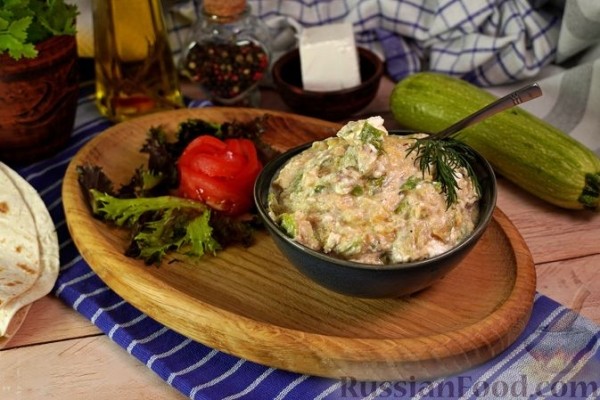Мезе из кабачков и феты