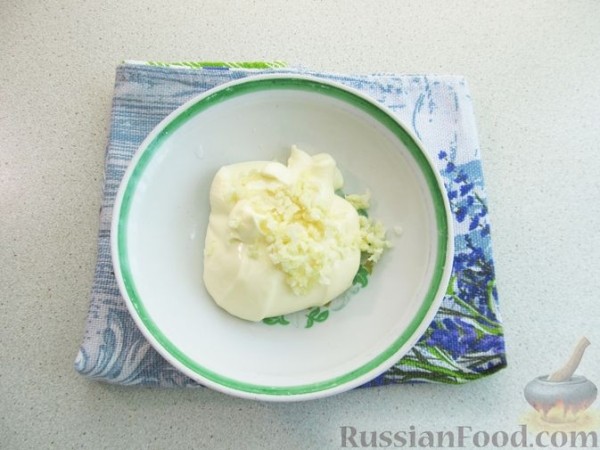 Рулетики из лаваша, с баклажанами и сыром
