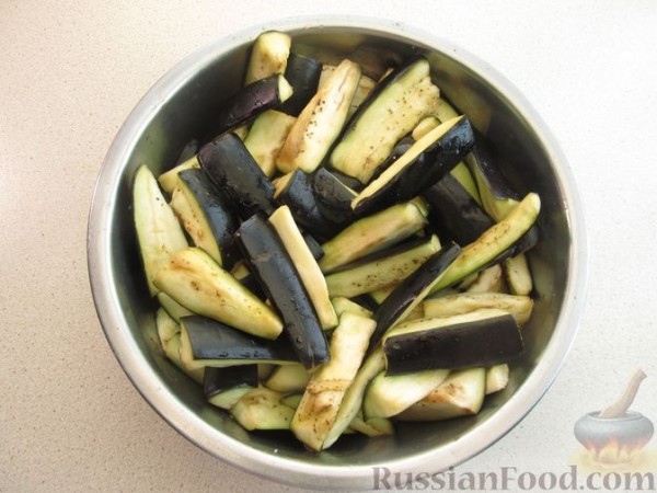 Закуска из жареных баклажанов и перца
