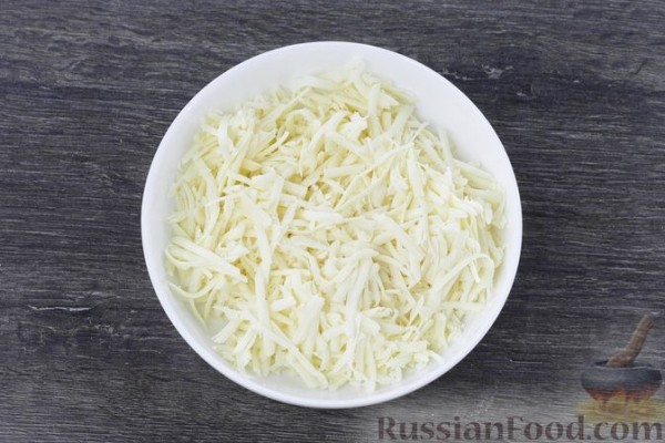 Лапша с грибами и кабачками в сливочном соусе