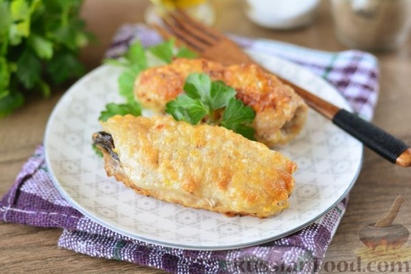 Свиные рулетики с черносливом и грецкими орехами