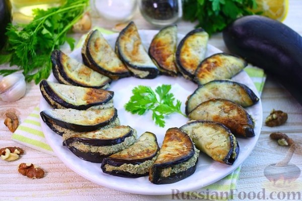 Баклажаны с ореховым соусом по-грузински