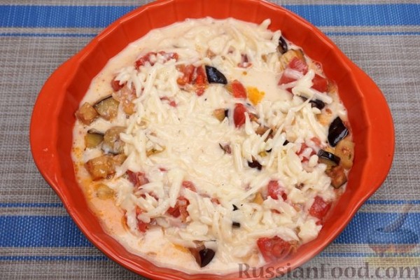 Запеканка с баклажанами, помидорами и сыром