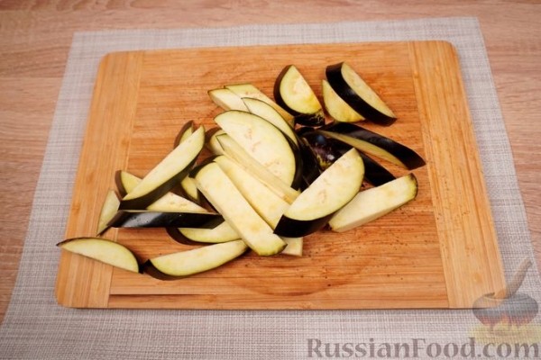 Говядина, тушенная с овощами и стручковой фасолью