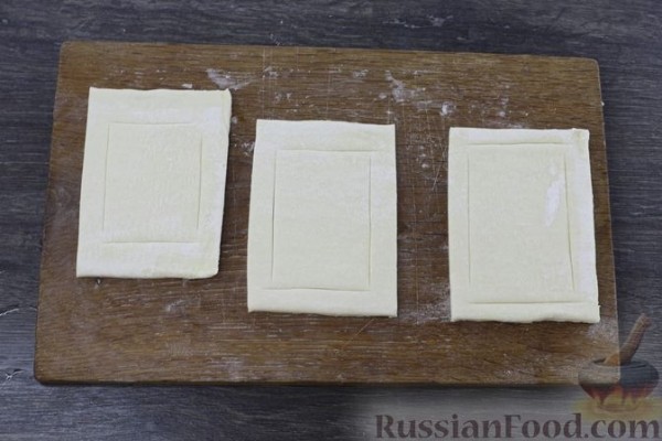 Слойки с креветками