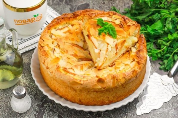 Миндально-яблочный пирог
