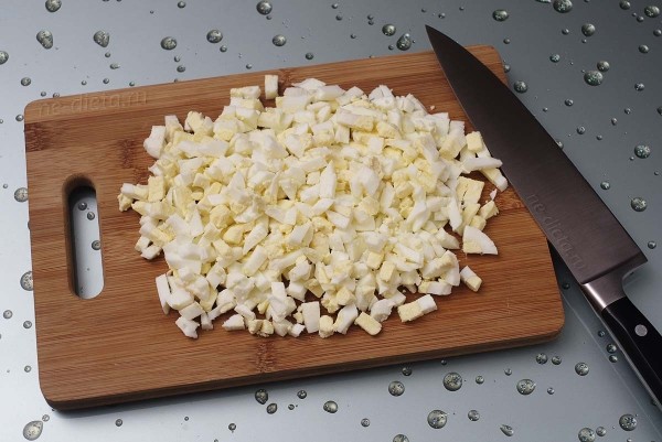 Салат с крабовыми палочками и пекинской капустой Салат с крабовыми палочками и пекинской капустой