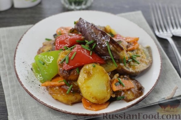 Баклажаны с картошкой по-китайски