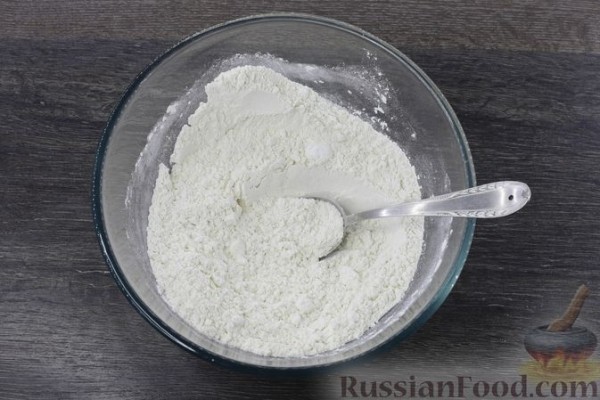 Тарт с творожной начинкой и персиками