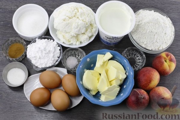 Тарт с творожной начинкой и персиками