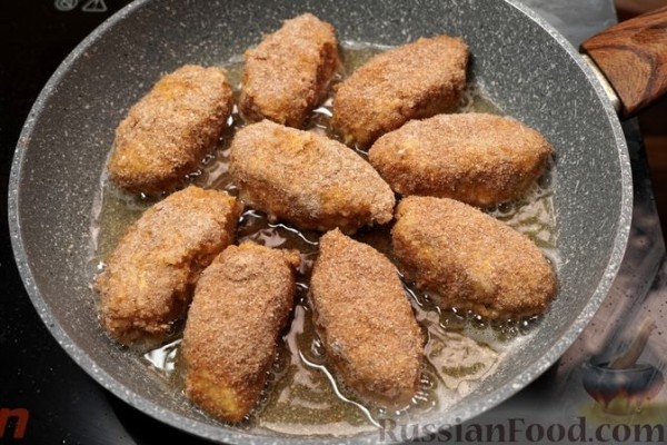 Рисовые зразы с фаршем и сырной начинкой