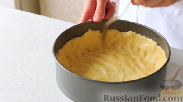 Французский тарт с клубничным пюре