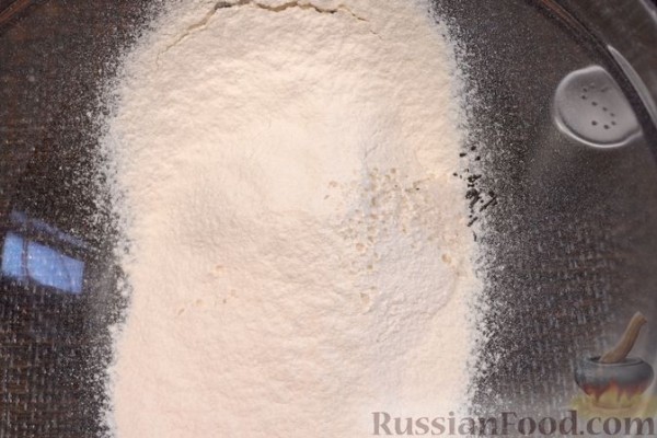 Пирожки-треугольники из рубленого теста на пиве, с курицей