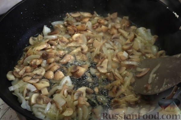 Бездрожжевые пирожки с картофелем, грибами и зеленью (в духовке)