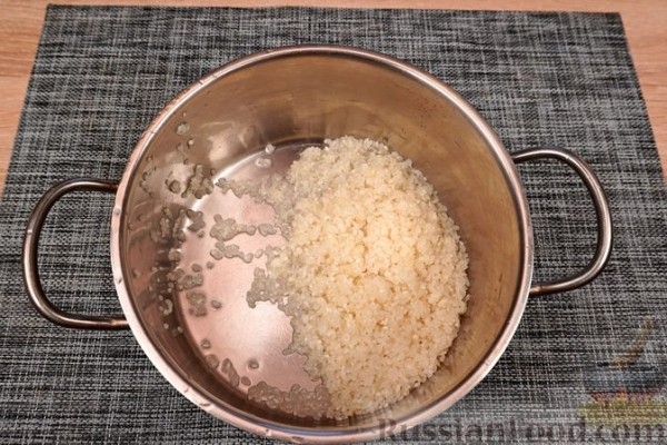 Сарма из свекольной ботвы с рисом и булгуром